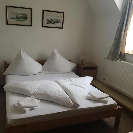 Kisto Panzio * Orfű